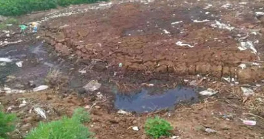 The Yichen Screening Bucket is a versatile soil screening attachments used to grade and recycle material on site, the screening buckets are used to screen, crush, pulverise, aerate, blend, mix, separate materials soil and materials, removing stone and other debris. It can be used in screening compost and topsoil, sand, separating waste from soil, treatment of contaminated soil, backfill of screened find soil to pipeline project, asphalt recycling etc. ——What About Soil Pollution? What About The Loss of Soil Activity? Look at The Screening Bucket!